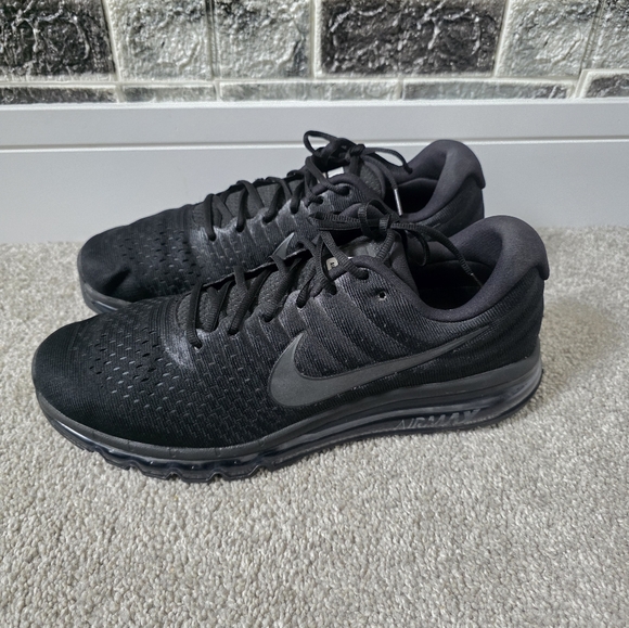 Nike Air Max Men's Black Sneakers Size 14 - Picture 6 of 9